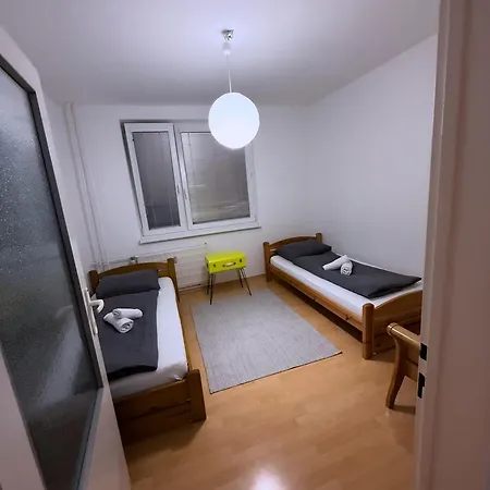 Апартаменты Apartman Surany *